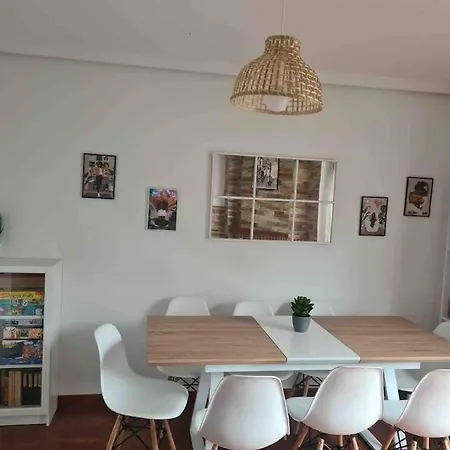 Semesterbostad La Casuca De Trasmiera En